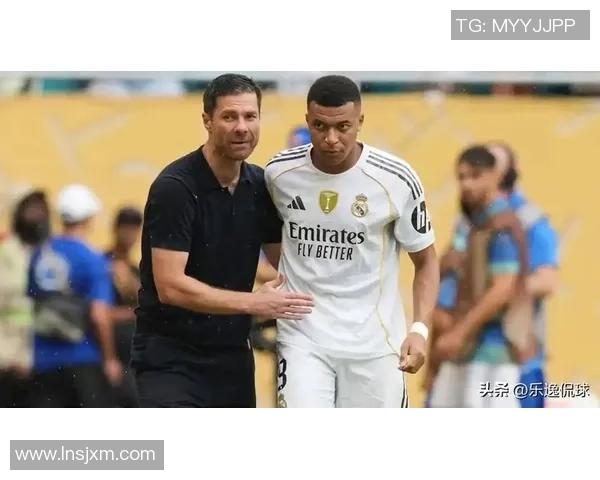 皇马遭遇连败，主帅遭质疑球迷呼吁重组阵容